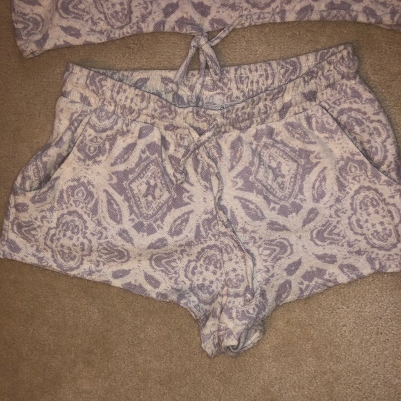 Matching set - Picture 2 of 4